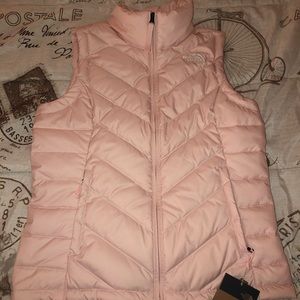 Women’s north face vest